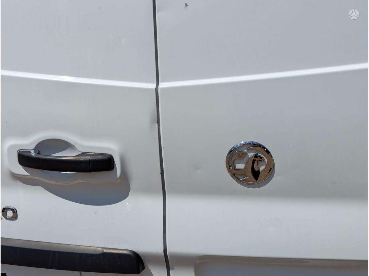Opel Vivaro variklis