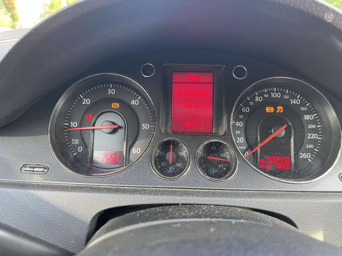 Volkswagen Passat, 2.0 l., Универсал