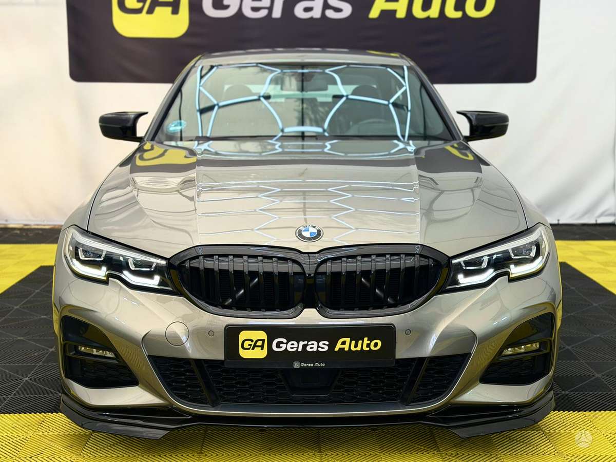 BMW 320, 2.0 l., Седан