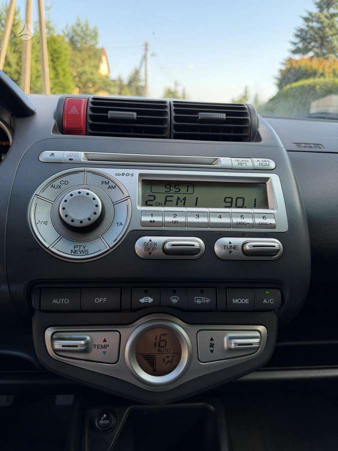 Honda Jazz, 1.3 l., hatchback