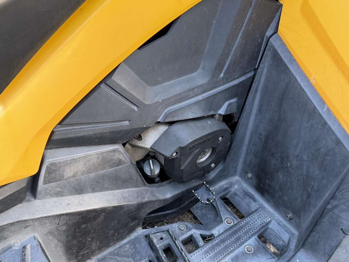 Can-Am Outlander Max, kvadracikli