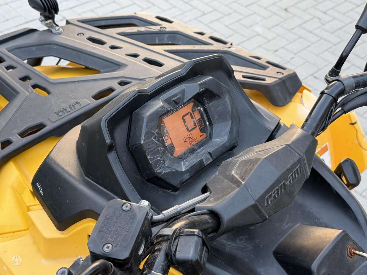Can-Am Outlander Max, kvadracikli