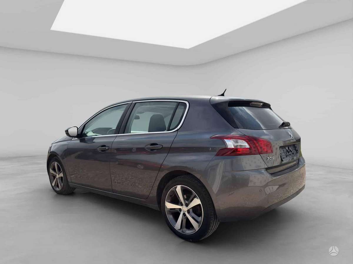 Peugeot 308, 1.2 l., hatchback