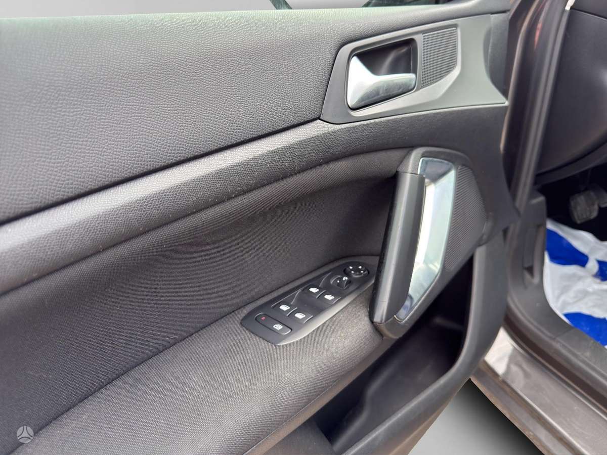 Peugeot 308, 1.2 l., Хэтчбек
