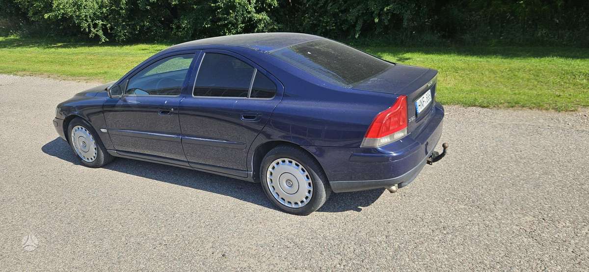Volvo S60, 2.4 l., Седан
