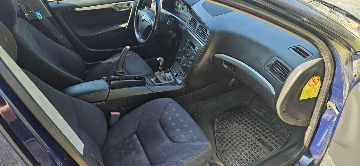 Volvo S60, 2.4 l., Седан