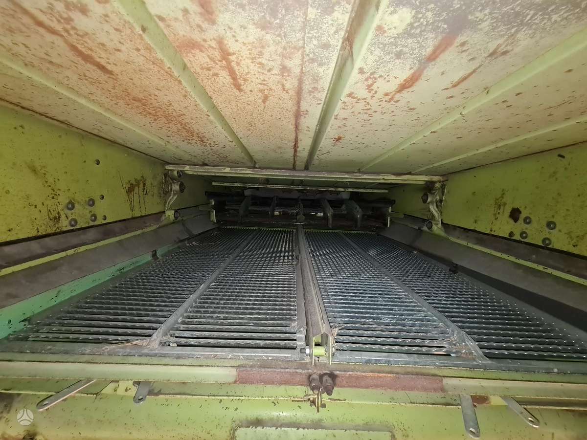 Claas 208, combine harvesters