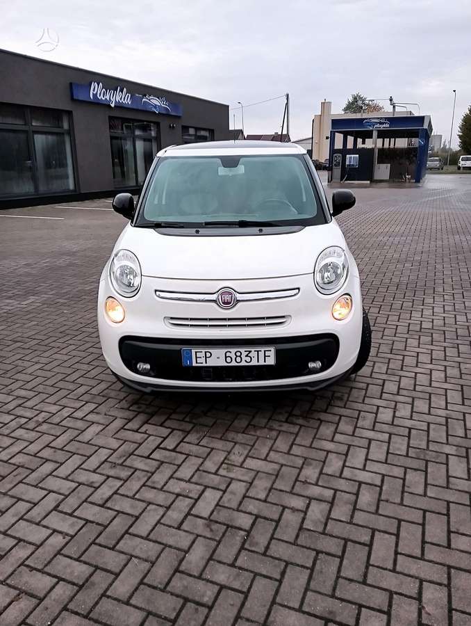 Fiat 500L, 1.3 l., hatchback