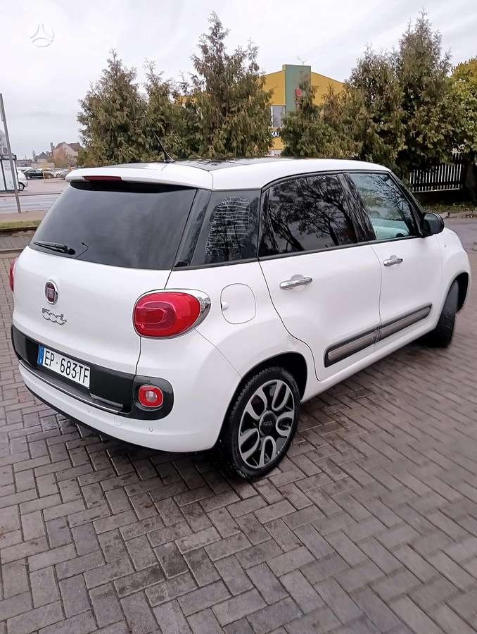 Fiat 500L, 1.3 l., hatchback