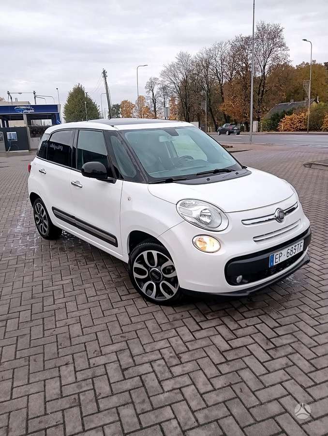 Fiat 500L, 1.3 l., hatchback