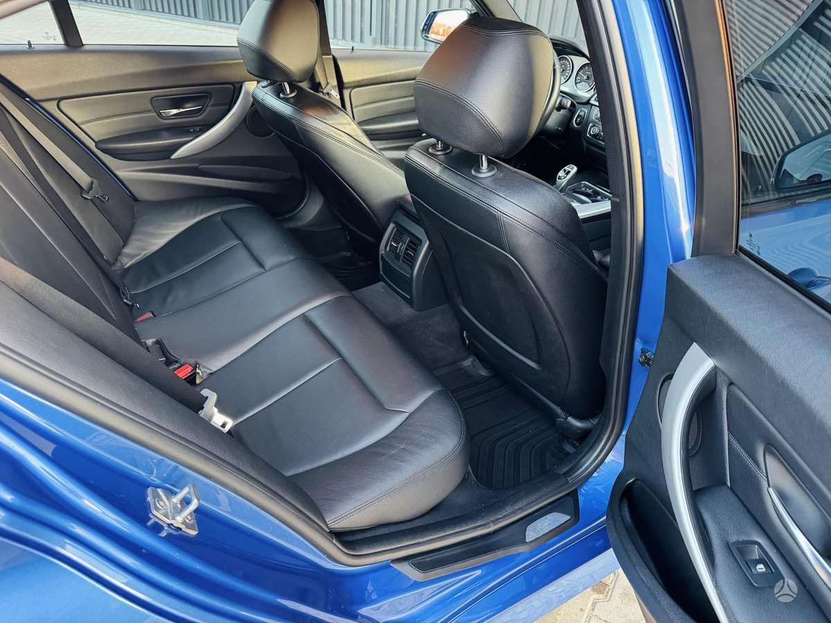 BMW 320, 2.0 l., Седан