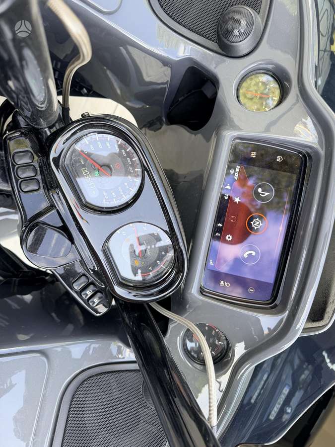 Harley-Davidson Road Glide 1923cc, чопперы / круизеры / custom