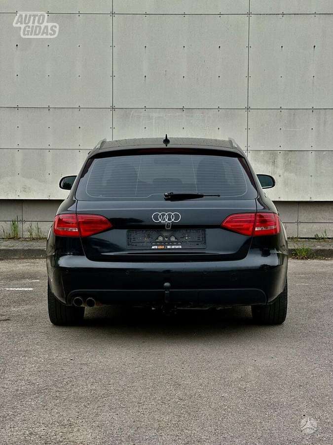 Audi A4, 2.0 l., Универсал