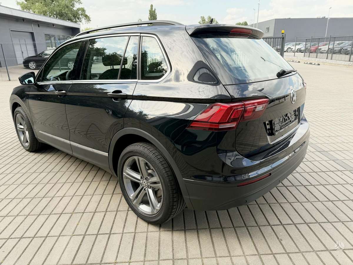 Volkswagen Tiguan - 4