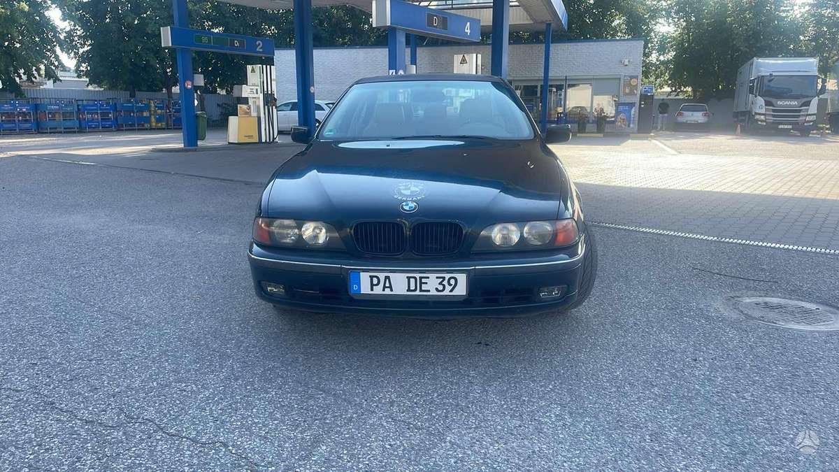 BMW 520, 2.0 l., Седан