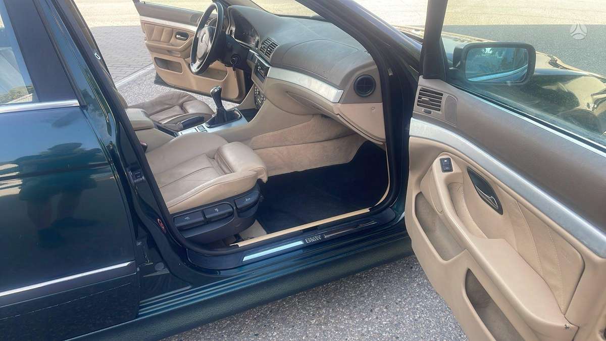 BMW 520, 2.0 l., Седан