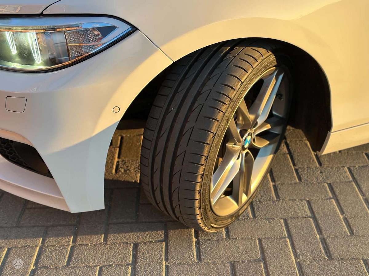 BMW 220, 2.0 l., convertible
