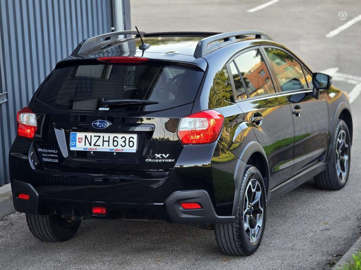 Subaru XV, 2.0 l., Хэтчбек