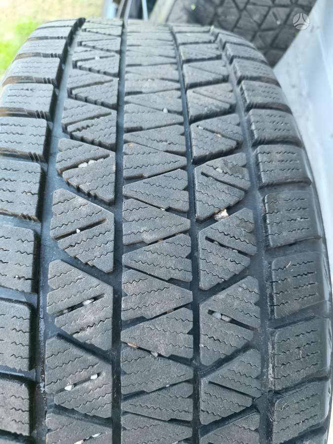 Audi E-tron, light alloy, R20