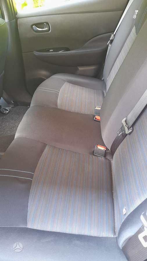 Nissan Leaf, 40 kWh, hatchback
