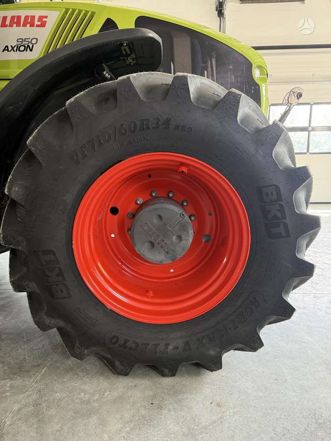 Claas Claas Axion 950 CMATIC, tractors