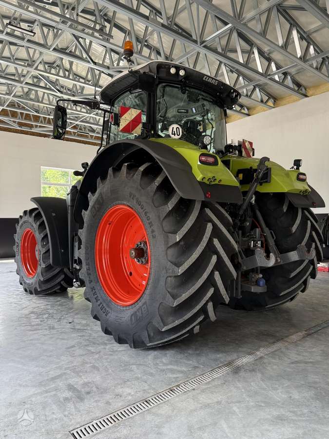 Claas Claas Axion 950 CMATIC, tractors