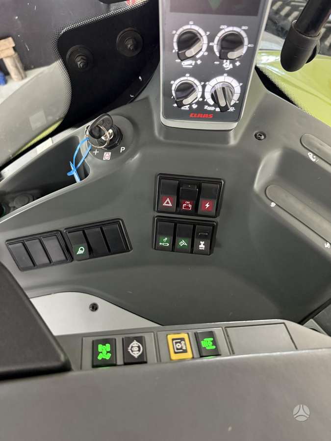 Claas Claas Axion 950 CMATIC, tractors