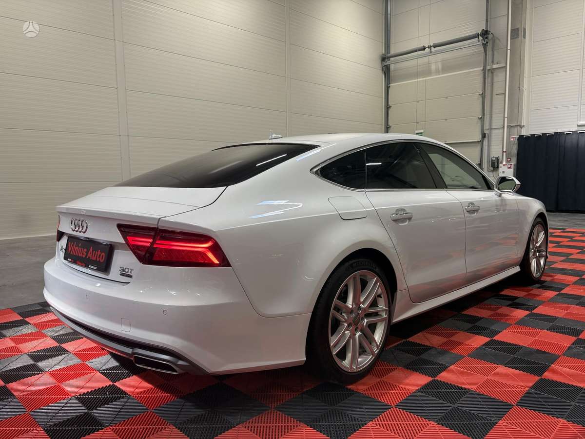 Audi A7, 3.0 l., hatchback