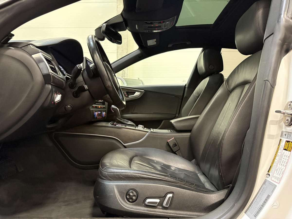 Audi A7, 3.0 l., hatchback