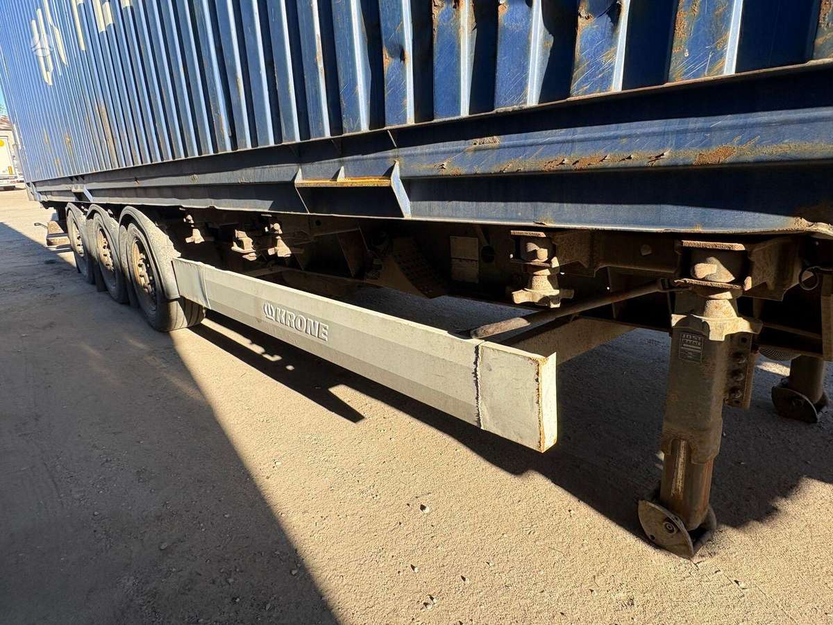 Kögel SW 24, container
