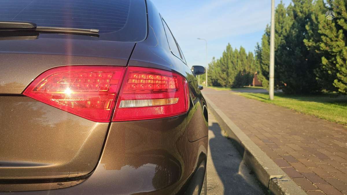 Audi A4, 2.0 l., Универсал