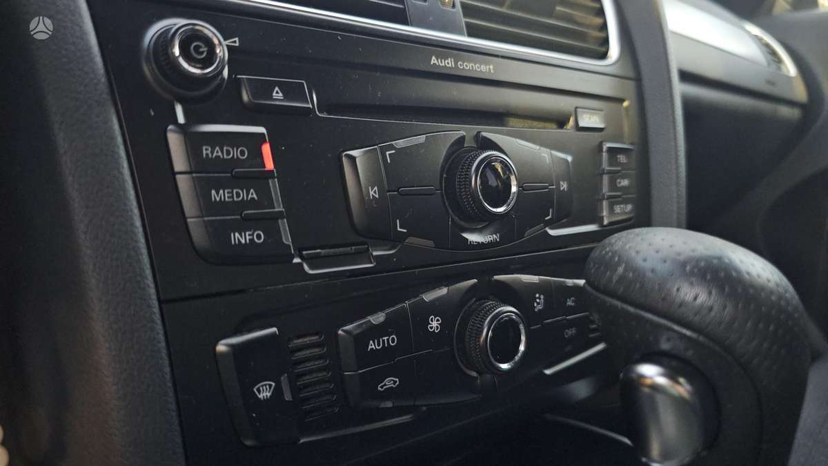 Audi A4, 2.0 l., Универсал