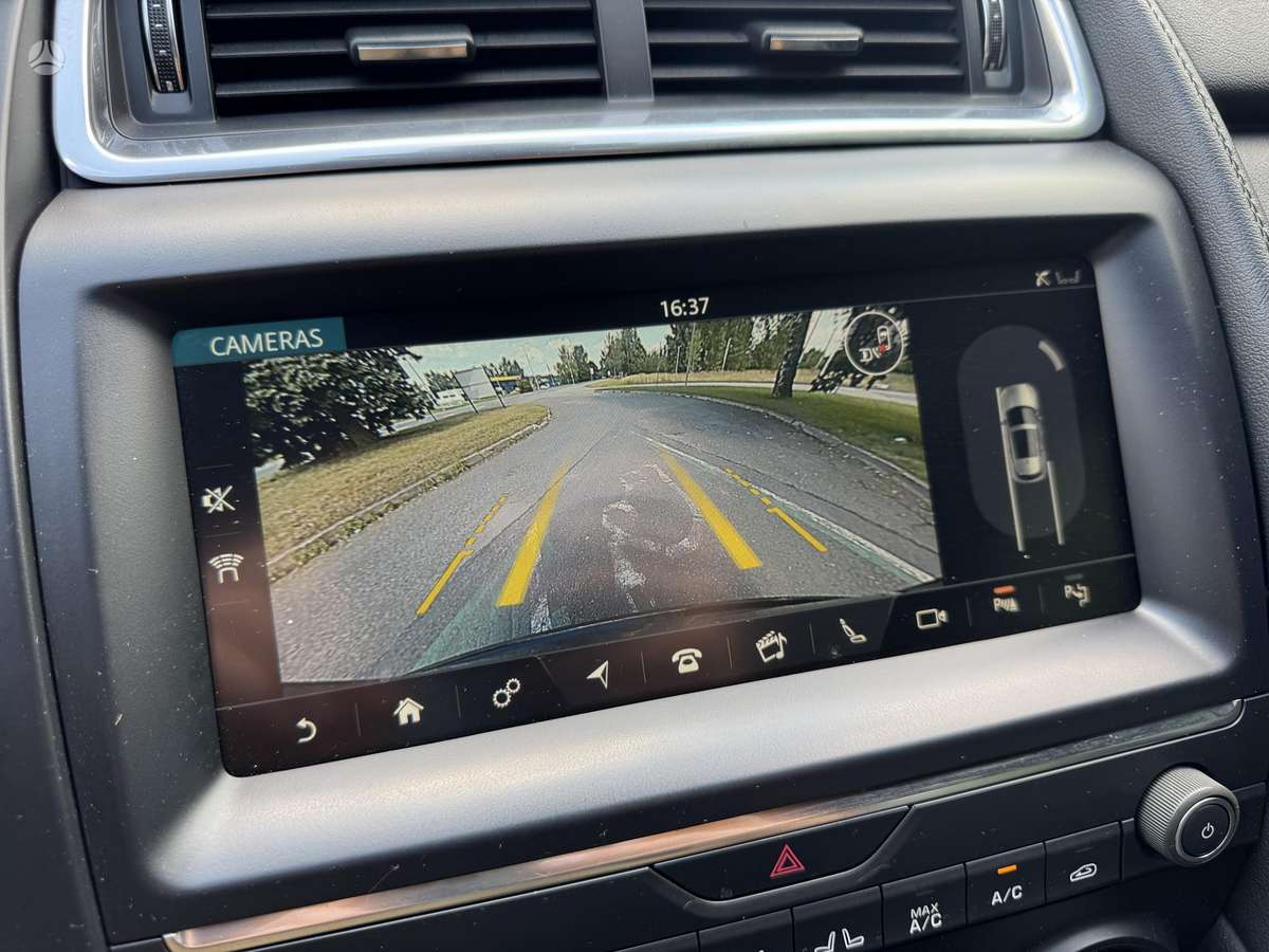 Jaguar E-Pace, 2.0 l., visureigis / krosoveris