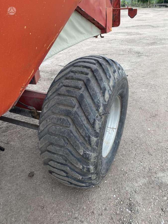 Massey Ferguson