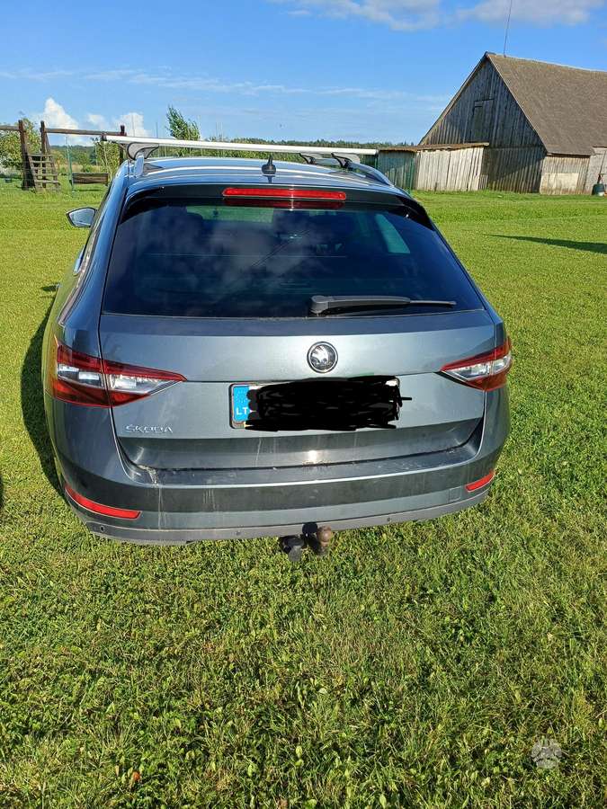 Škoda Superb - 4