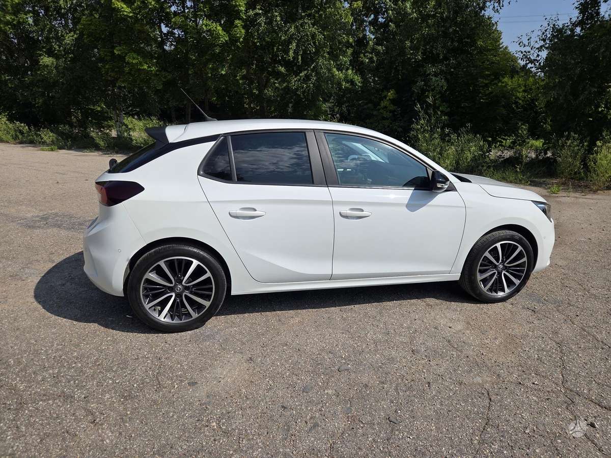 Opel Corsa, 1.2 l., Хэтчбек