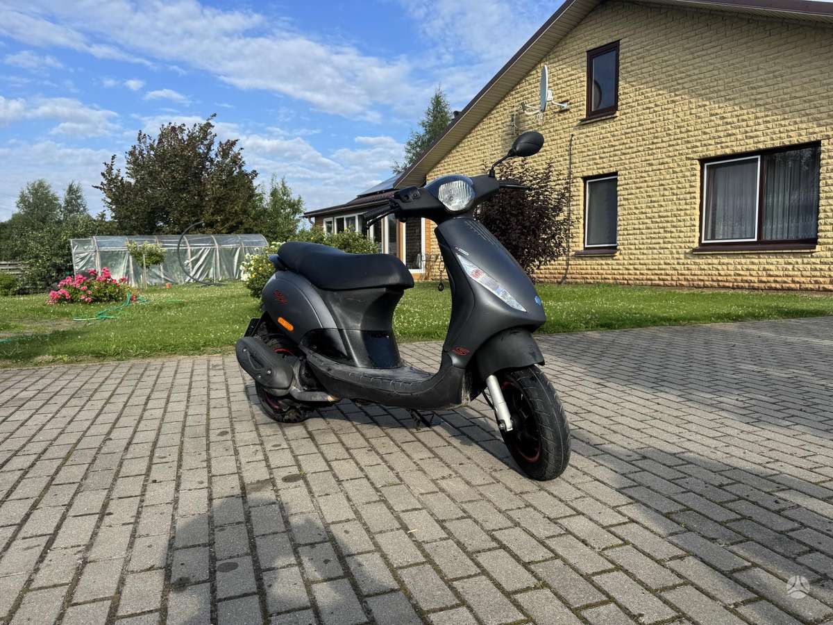 Piaggio Zip 49cc, scooters / mopeds