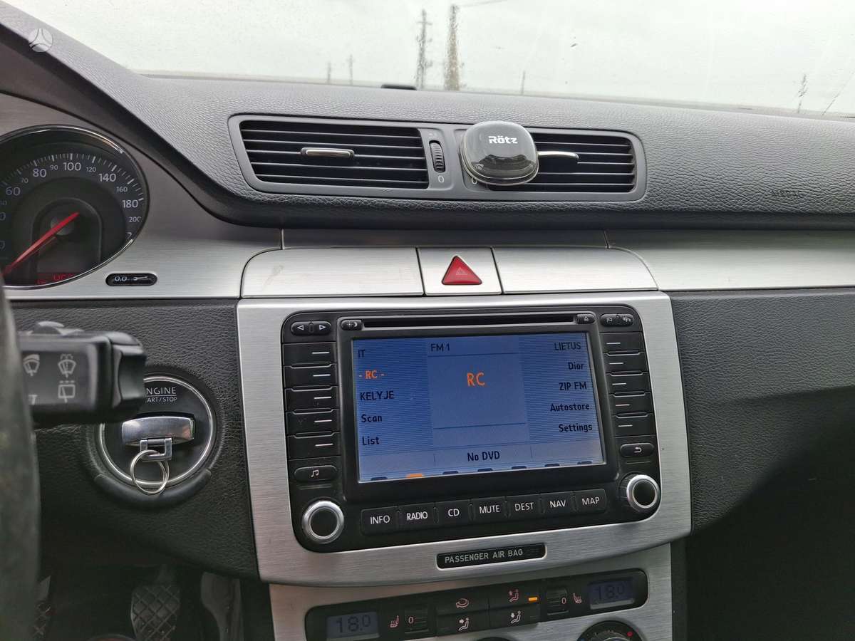 Volkswagen Passat - 7