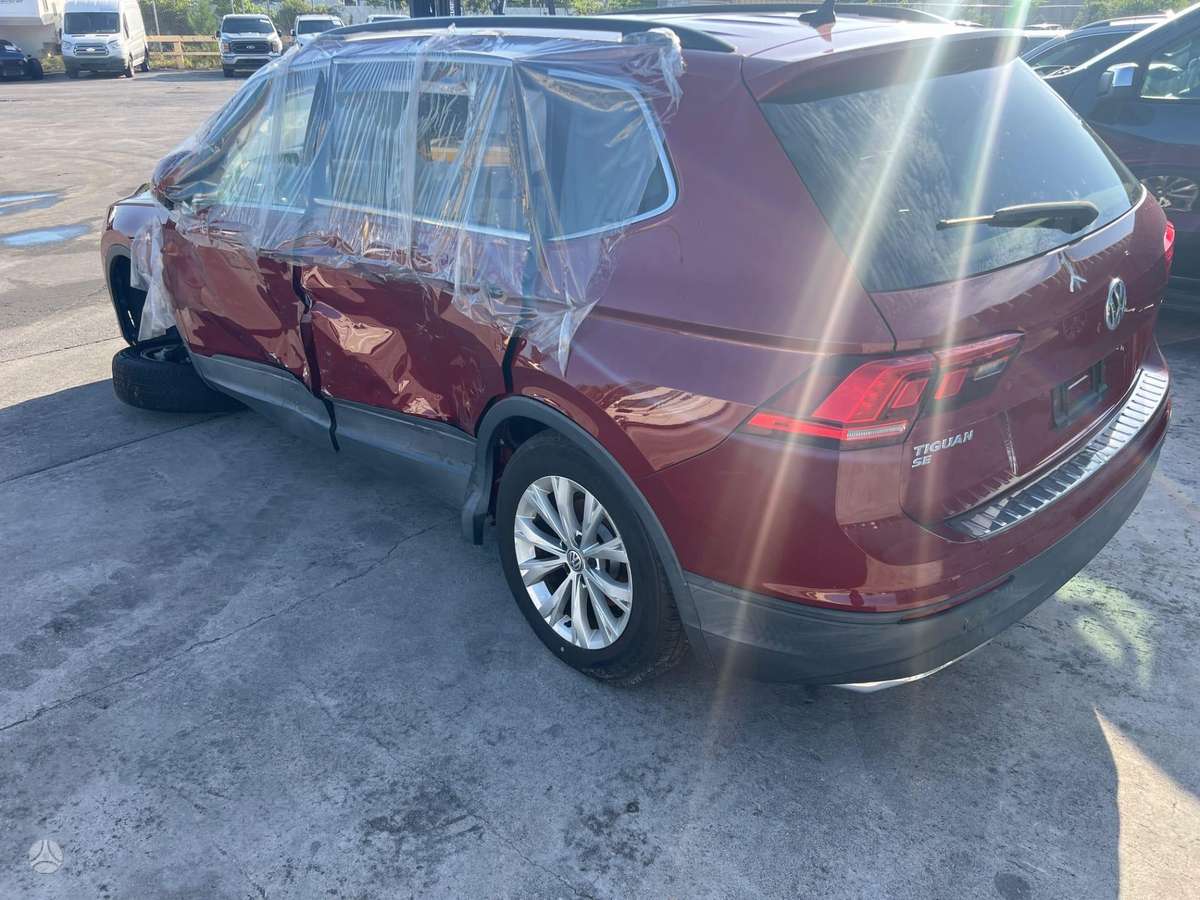 Volkswagen Tiguan - 7