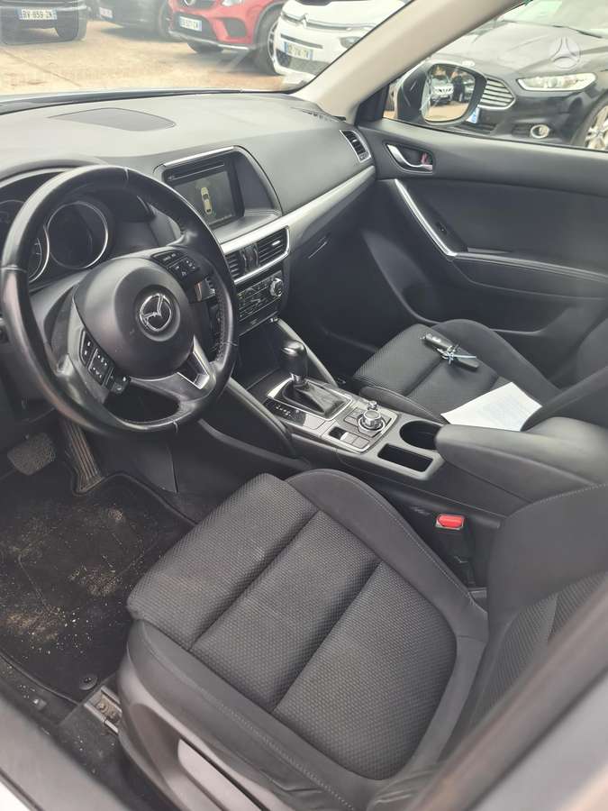 Mazda CX-5, 2.2 l., off-road / crossover