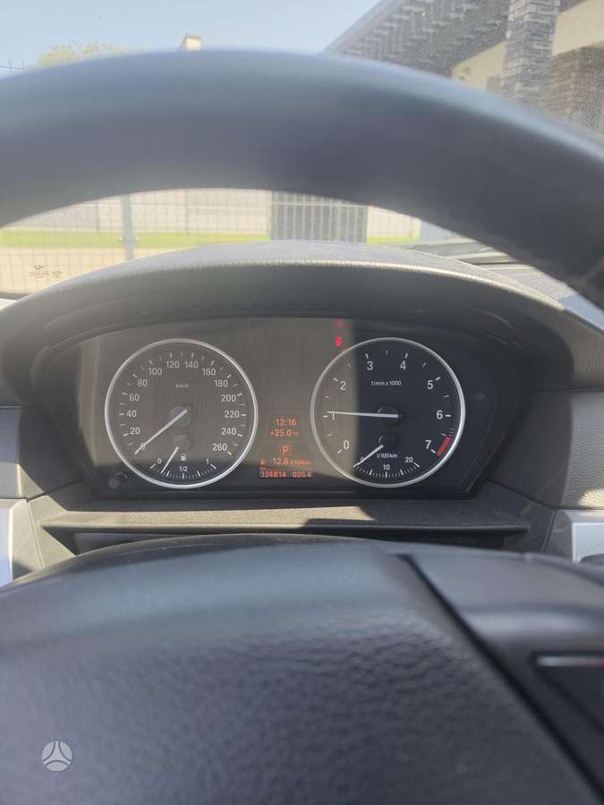 BMW 525, 2.5 l., wagon