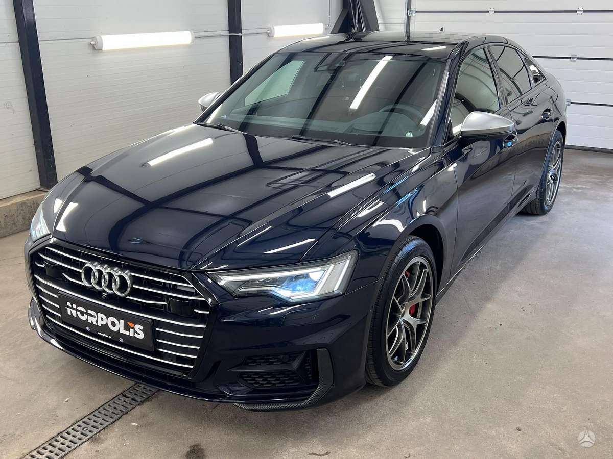 Audi A6, 2.0 l., Седан