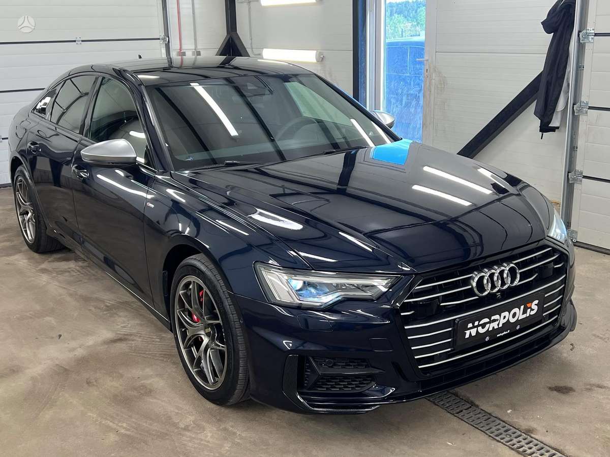 Audi A6, 2.0 l., Седан
