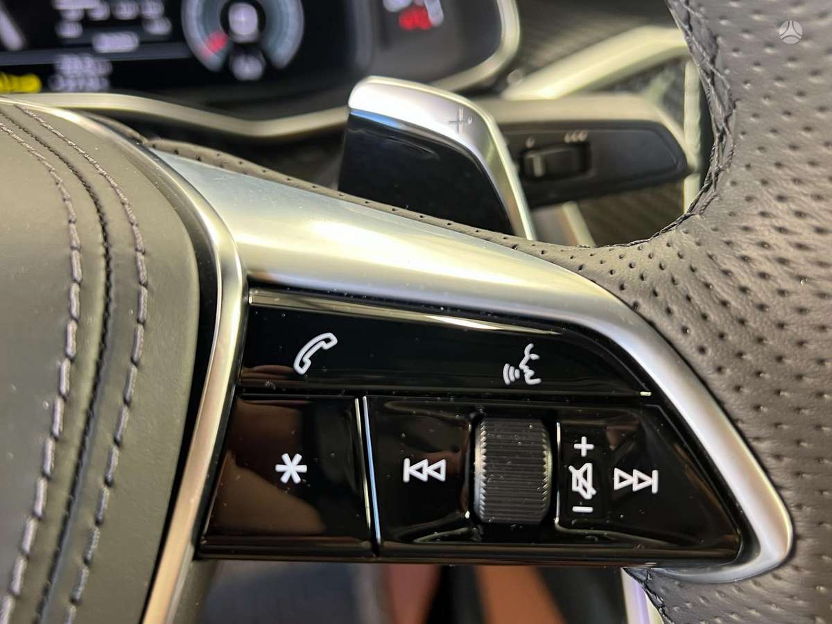 Audi A6, 2.0 l., Седан