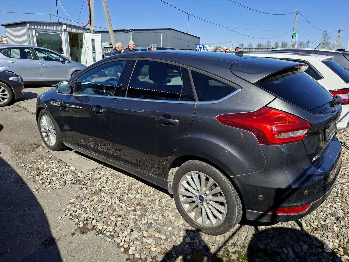 Ford Focus, 1.5 l., Хэтчбек