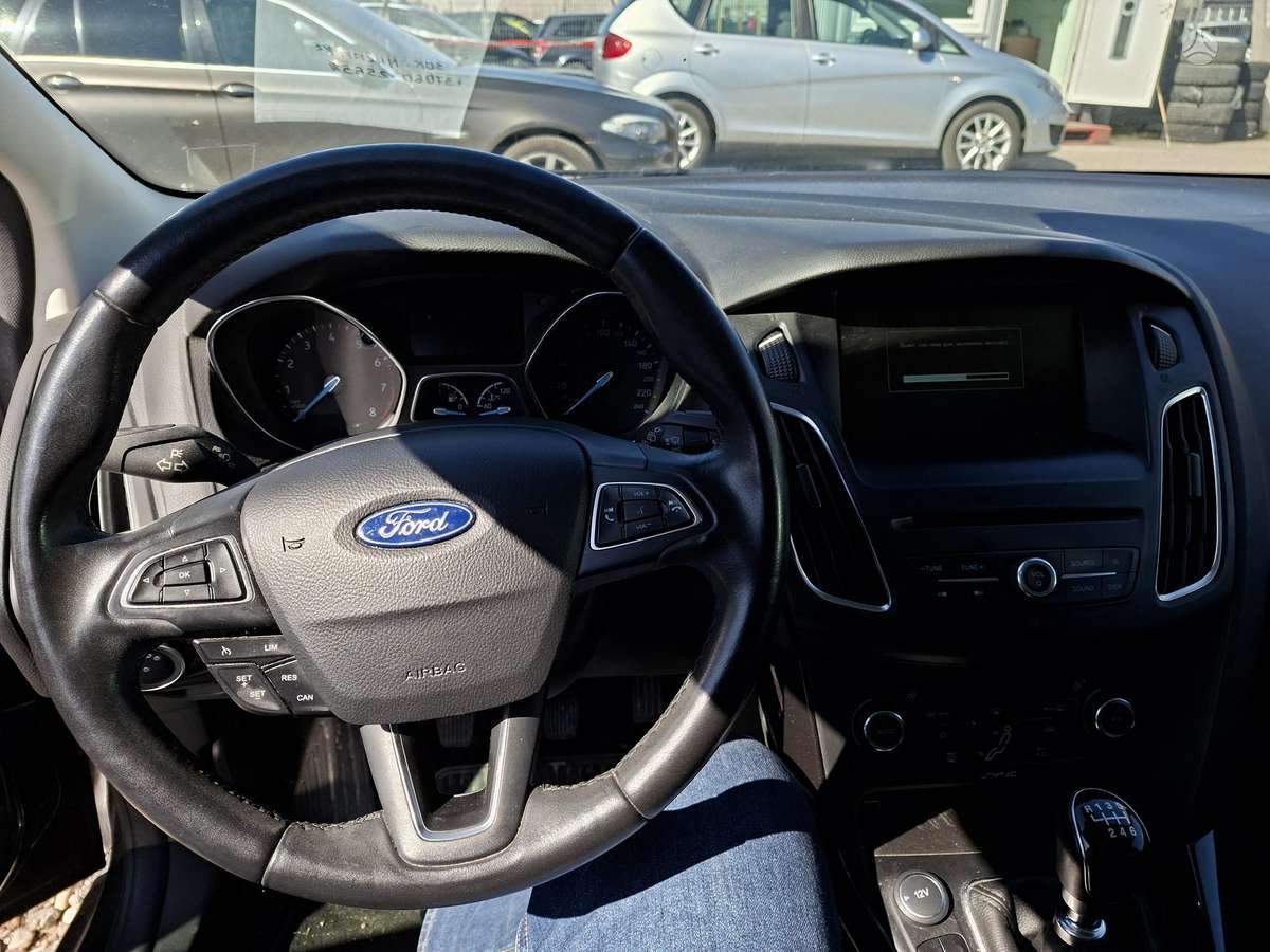 Ford Focus, 1.5 l., Хэтчбек