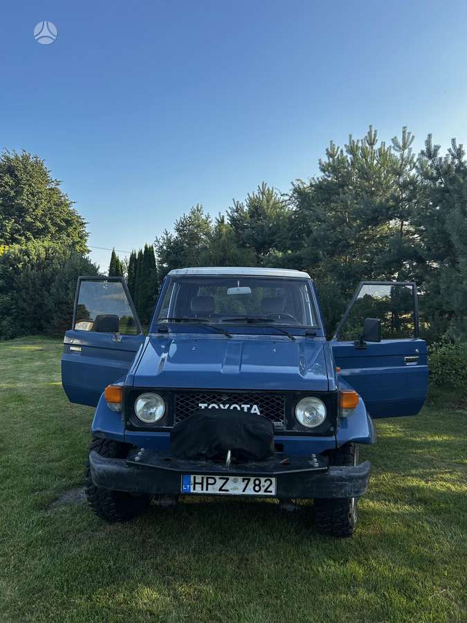 Toyota Land Cruiser - 3