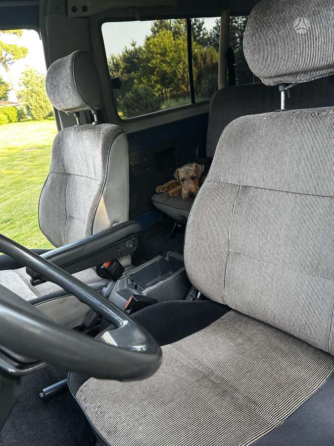 Toyota Land Cruiser - 7