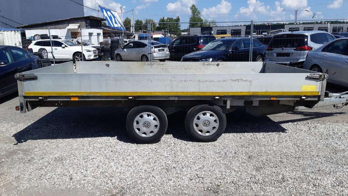 Eduard Eduards, passenger car trailers