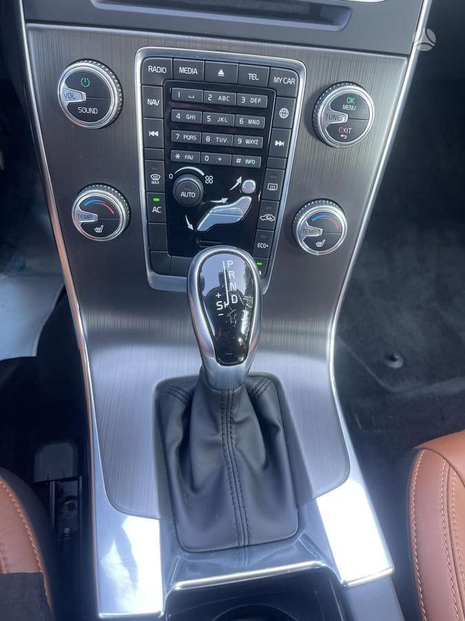 Volvo V60, 2.0 l., universalas